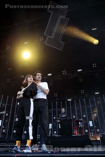 THERAPIE TAXI - 2019-07-04 - HEROUVILLE SAINT CLAIR - Chateau de Beauregard - Scene John - Adélaïde Chabannes de Balsac - Raphaël Faget-Zaoui